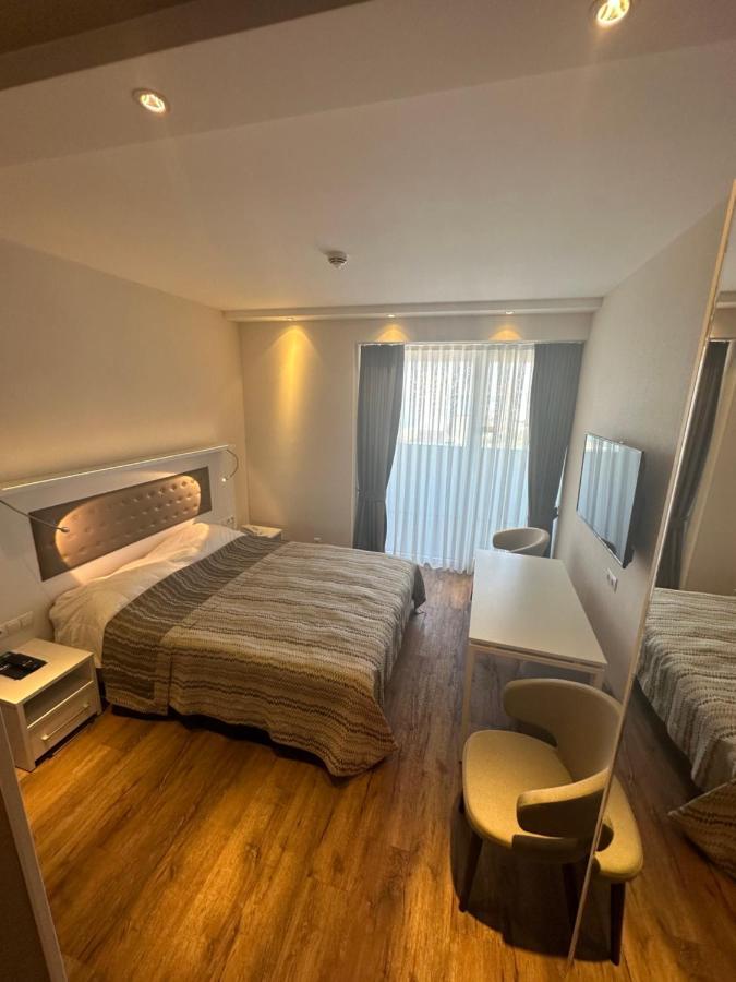 Alliance Palace Aparthotel By Marriott Μπατούμι Εξωτερικό φωτογραφία