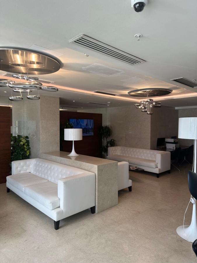 Alliance Palace Aparthotel By Marriott Μπατούμι Εξωτερικό φωτογραφία