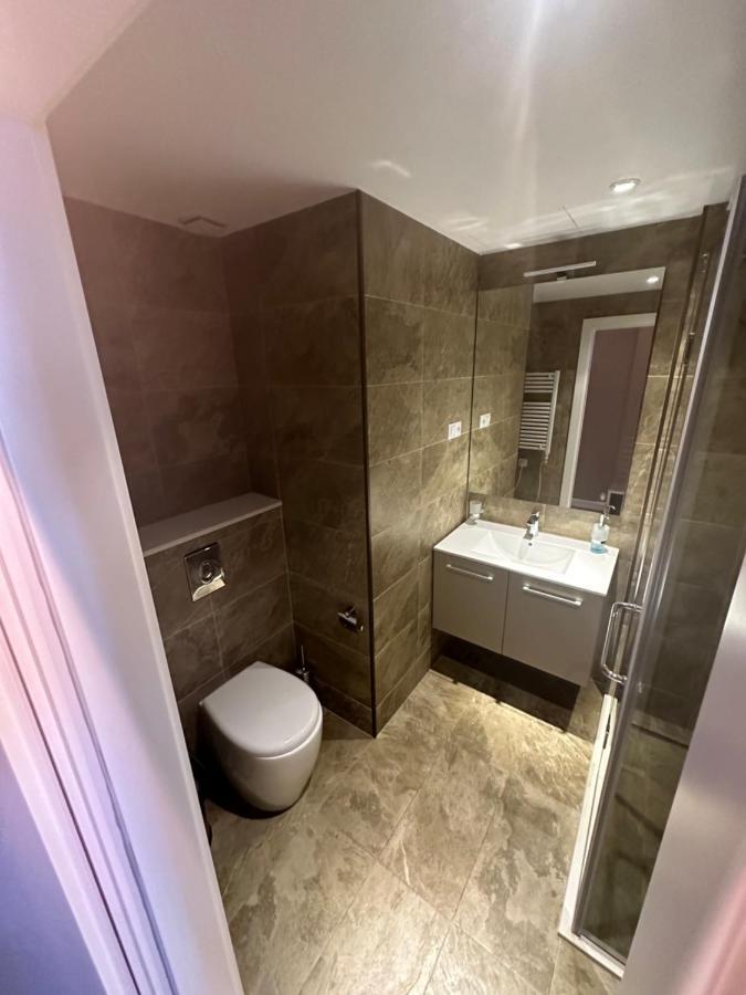 Alliance Palace Aparthotel By Marriott Μπατούμι Εξωτερικό φωτογραφία