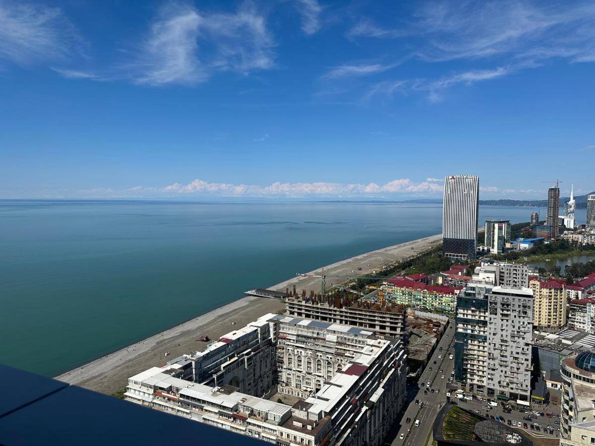 Alliance Palace Aparthotel By Marriott Μπατούμι Εξωτερικό φωτογραφία
