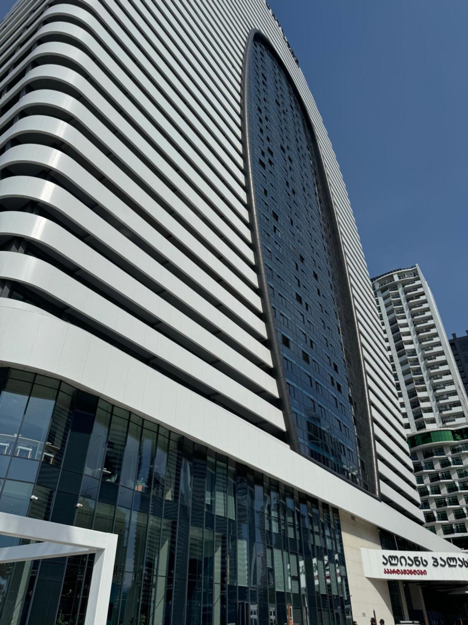 Alliance Palace Aparthotel By Marriott Μπατούμι Εξωτερικό φωτογραφία